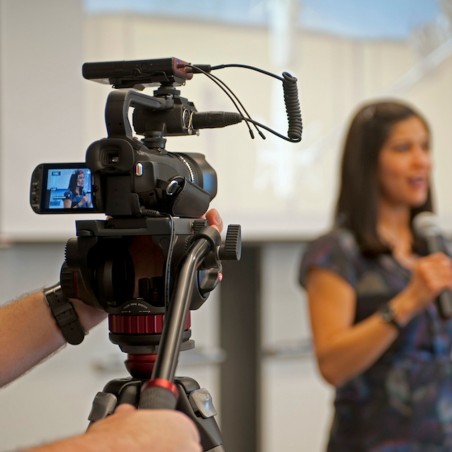 Receptor Inalámbrico Portatil UR5LB-J5 para cámara,  Diversity, UHF, bat Recarg, 